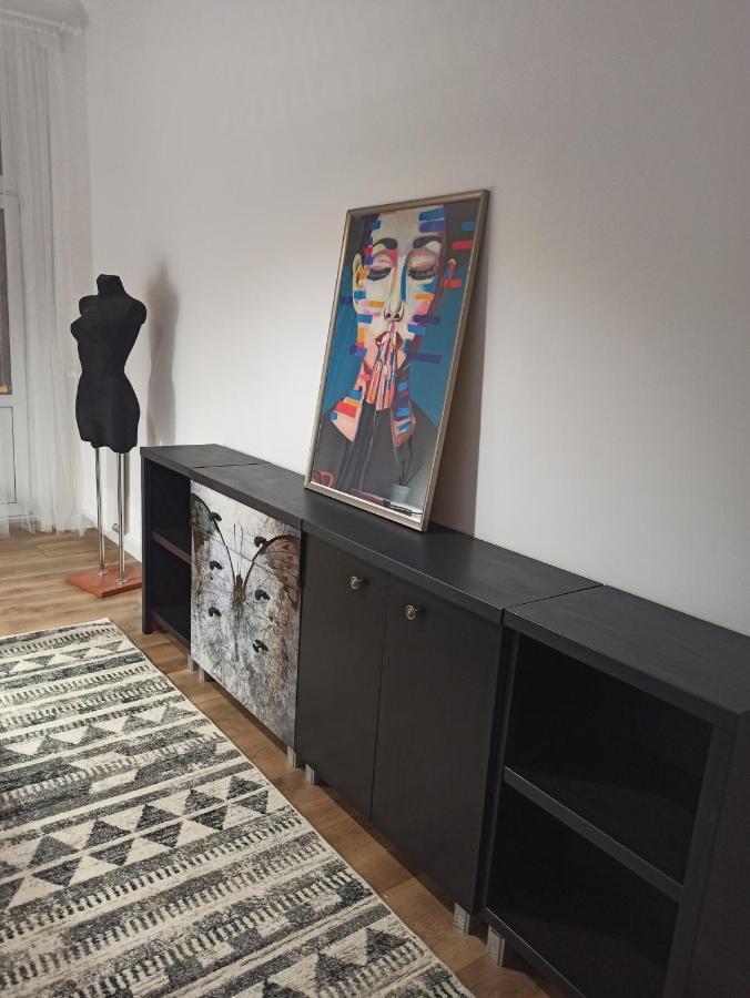 Apartament Rozeta Centrum 6Os เลกนิตซา ภายนอก รูปภาพ